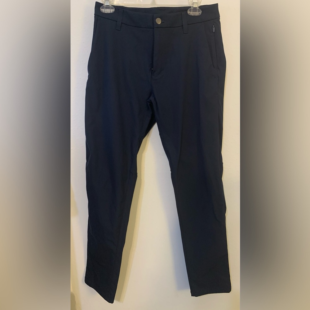 Men’s Navy LuluLemon Pants
